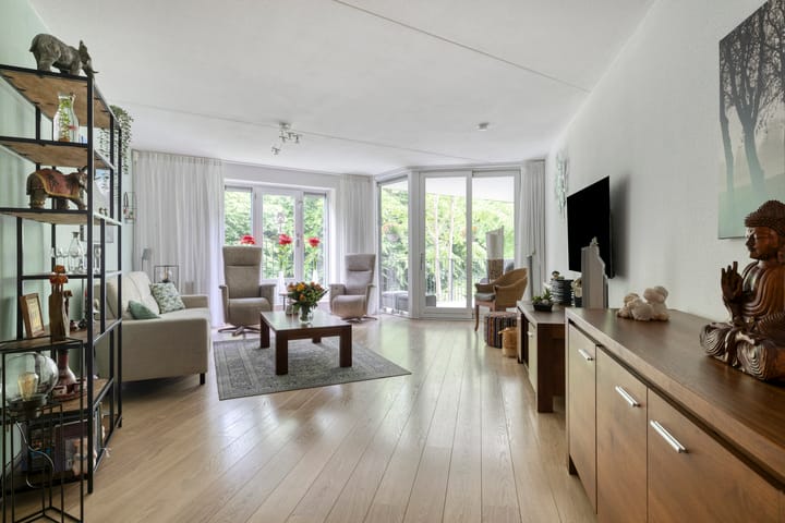 Foto 12 van Plantage 4