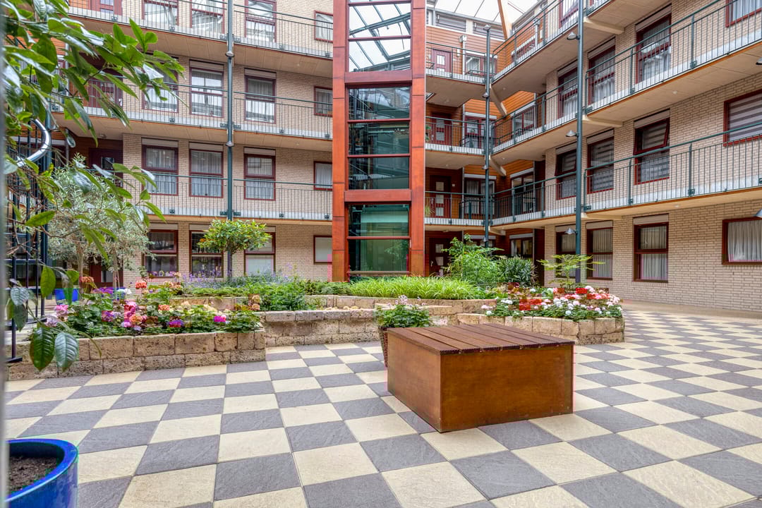 Photo 26 of Plantage 4