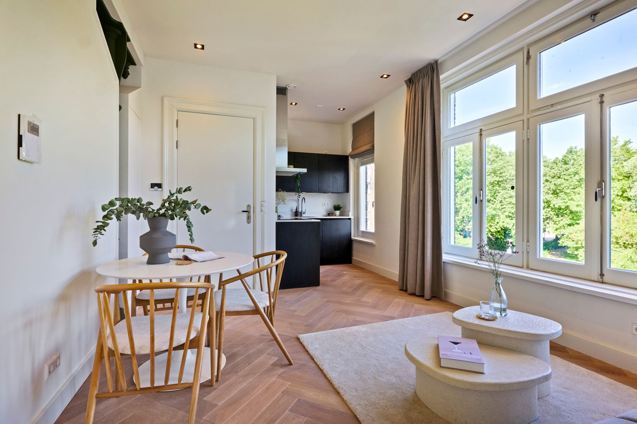 Photo 3 of Czaar Peterstraat 23-F