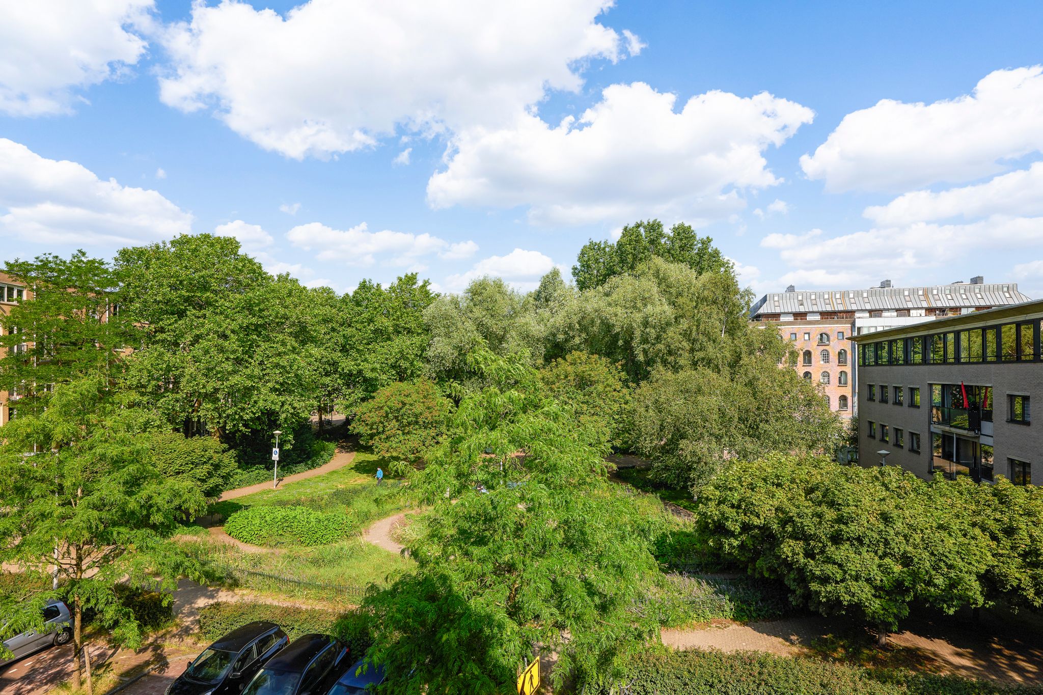 Photo 6 of Czaar Peterstraat 23-F