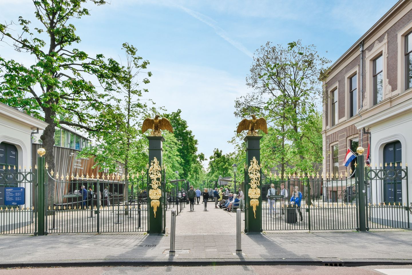 Photo 20 of Czaar Peterstraat 23-F