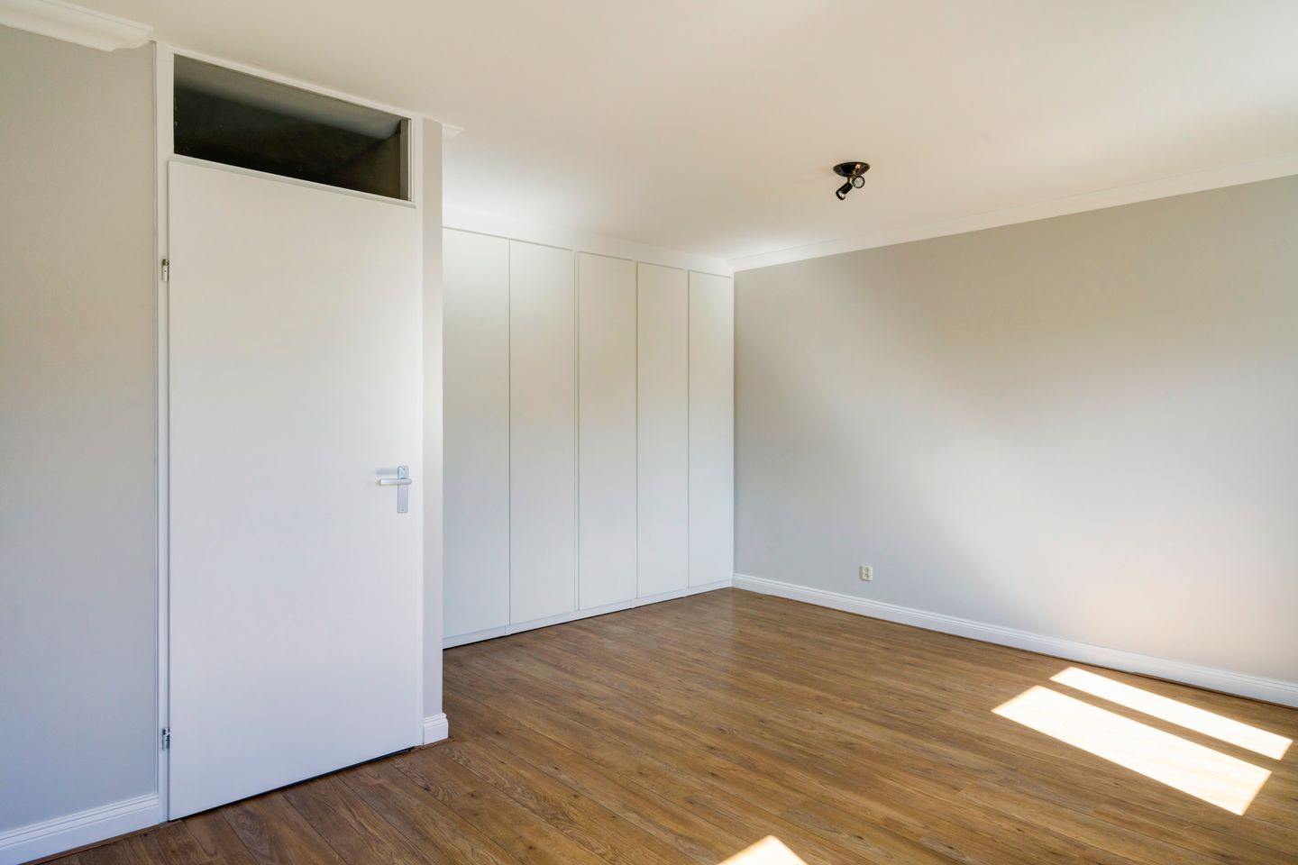 Foto 19 van Sixlaan 96