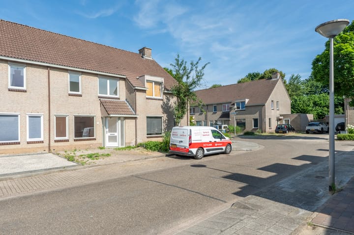 Foto 6 van Erkelenzstraat 14