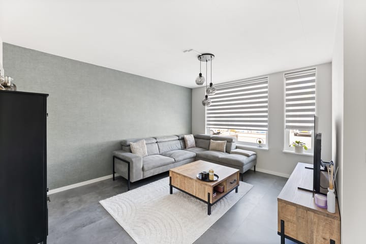 Photo 6 of Suze Groeneweglaan 15