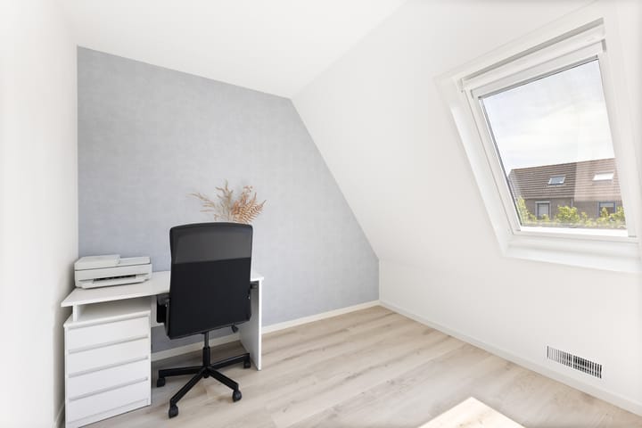 Photo 26 of Suze Groeneweglaan 15