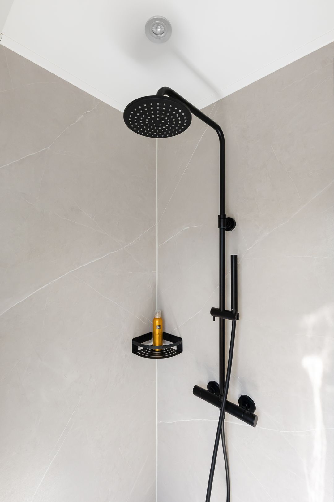 Foto 32 van Suze Groeneweglaan 15