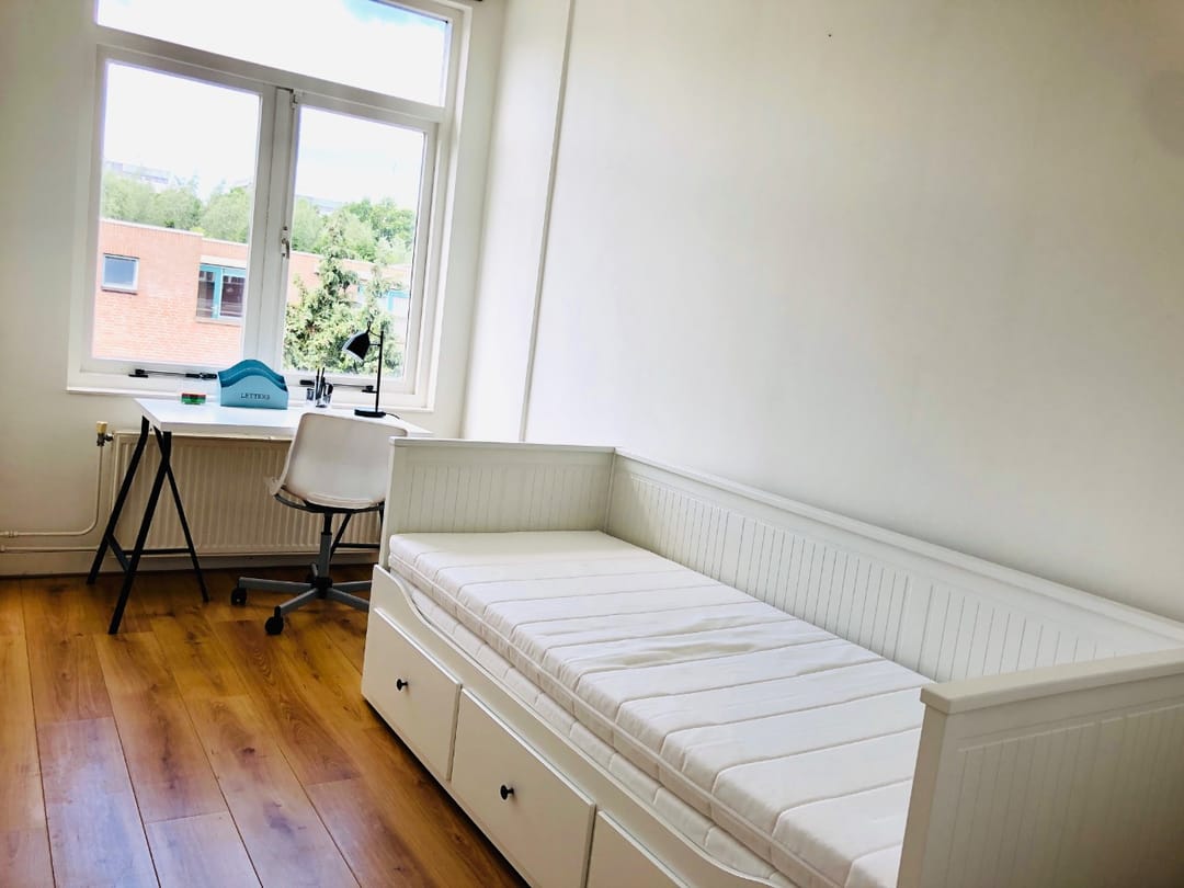 Foto 13 van van Naeltwijckstraat 39