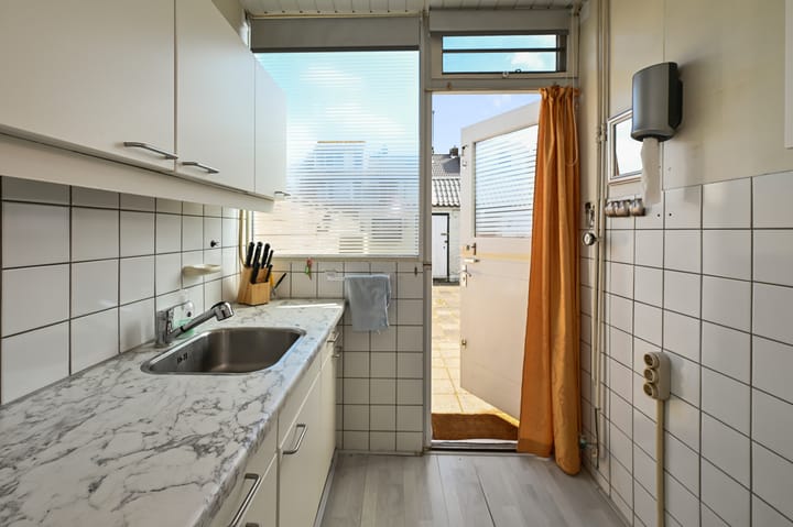 Photo 11 of Lepelaarstraat 18