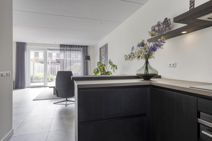 Photo 13 of Tragel 30