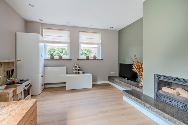 Photo 6 of Ecliptica 37