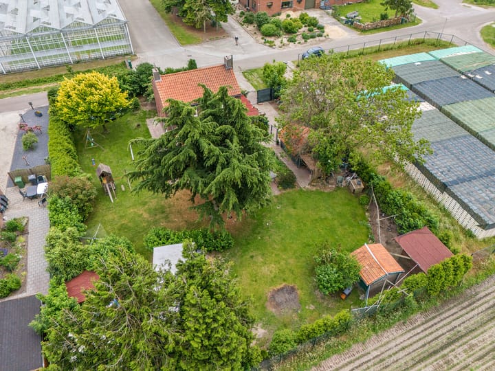 Foto 2 van Middenweg 201