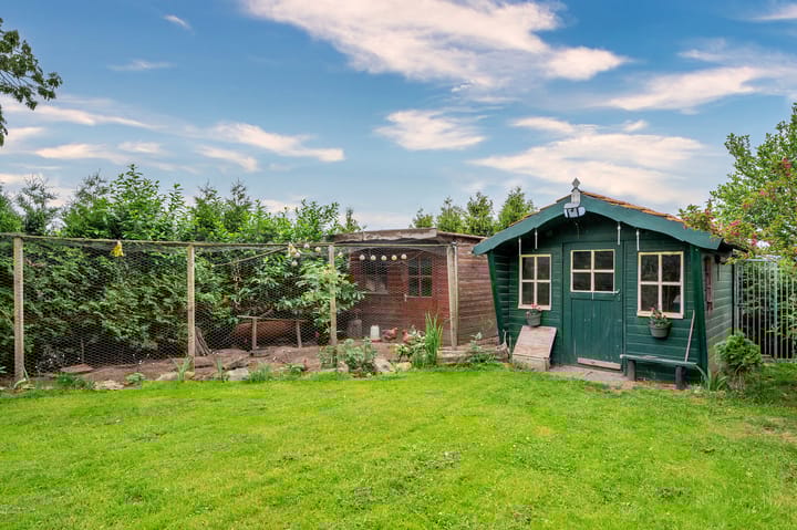 Photo 28 of Middenweg 201