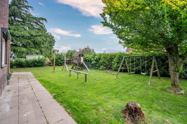 Photo 33 of Middenweg 201