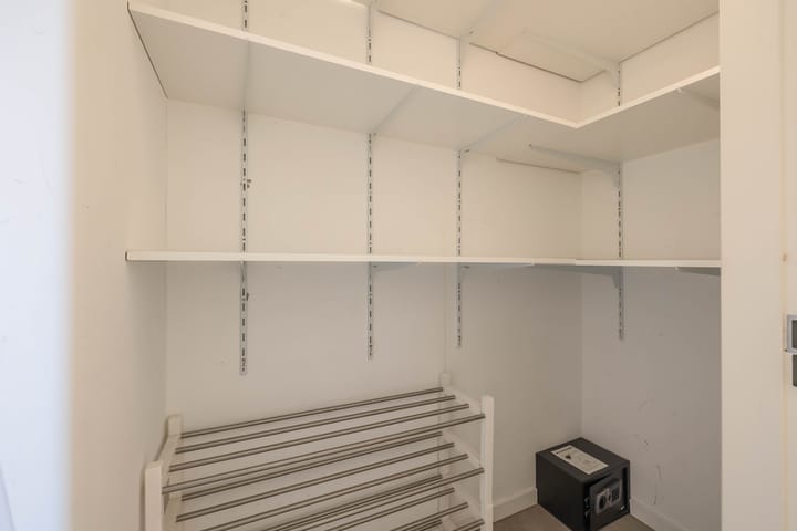 Photo 32 of Buizerdhof 147