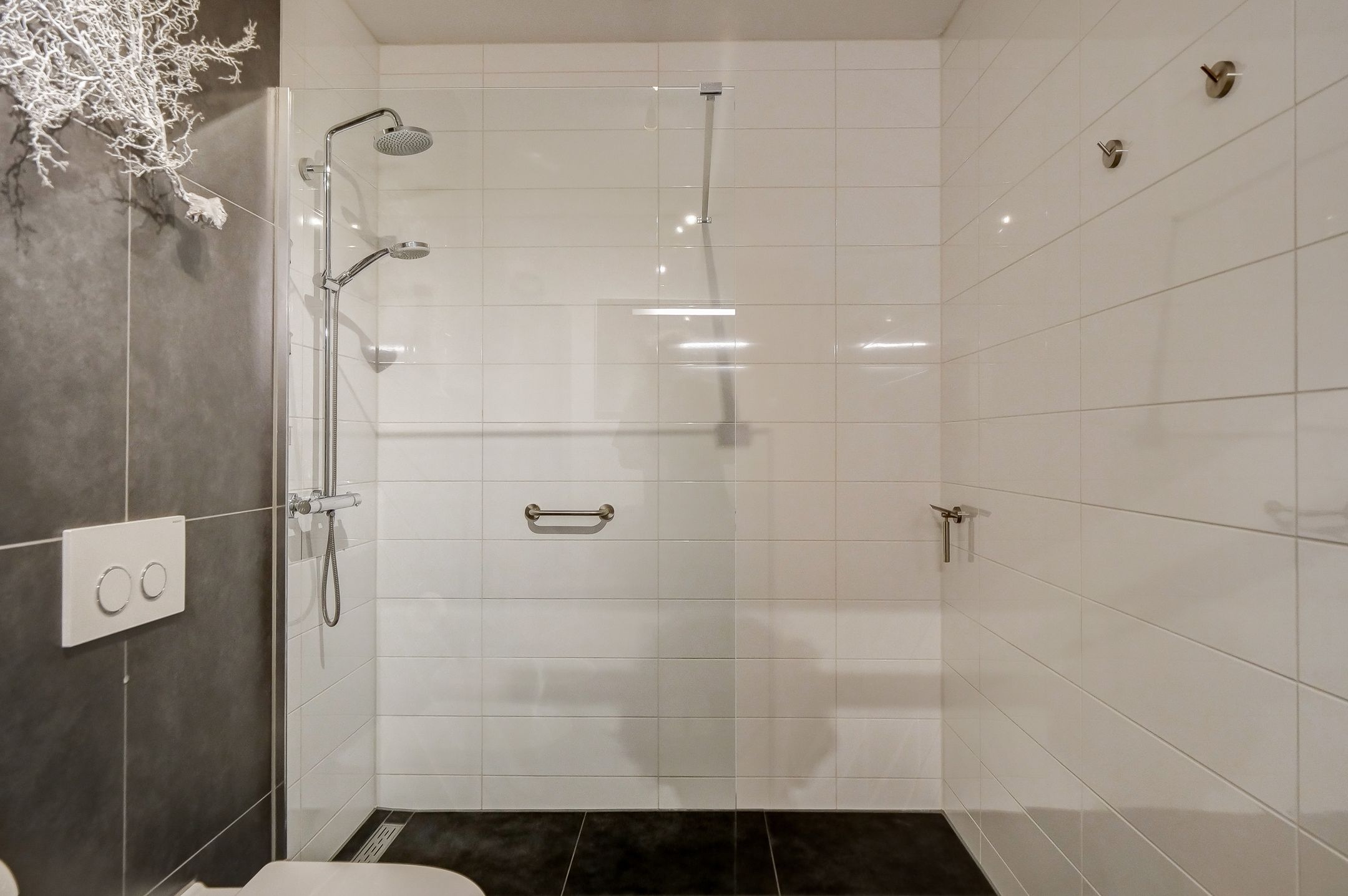 Photo 15 of Molukkenstraat 53