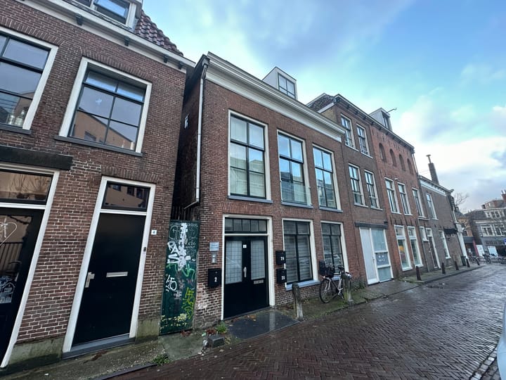 Burmaniastraat 2, Leeuwarden