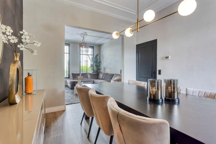 Photo 10 of Graaf Lodewijkstraat 61