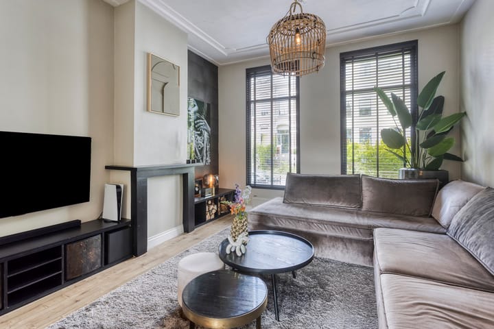 Photo 11 of Graaf Lodewijkstraat 61