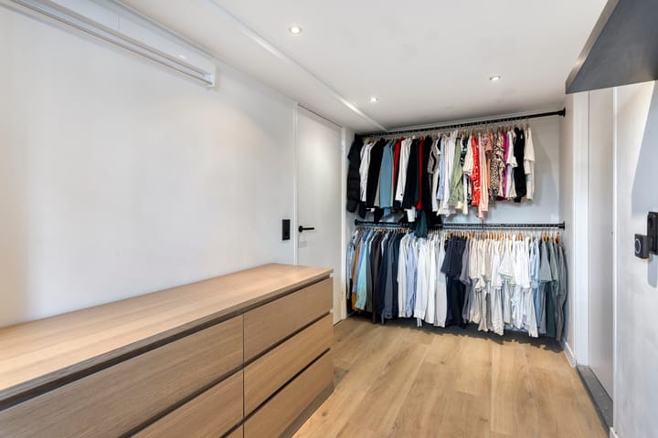 Photo 24 of Graaf Lodewijkstraat 61