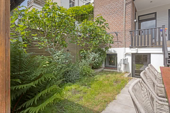 Photo 31 of Graaf Lodewijkstraat 61