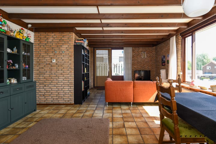 Foto 5 van Reiner van Ooiplein 21