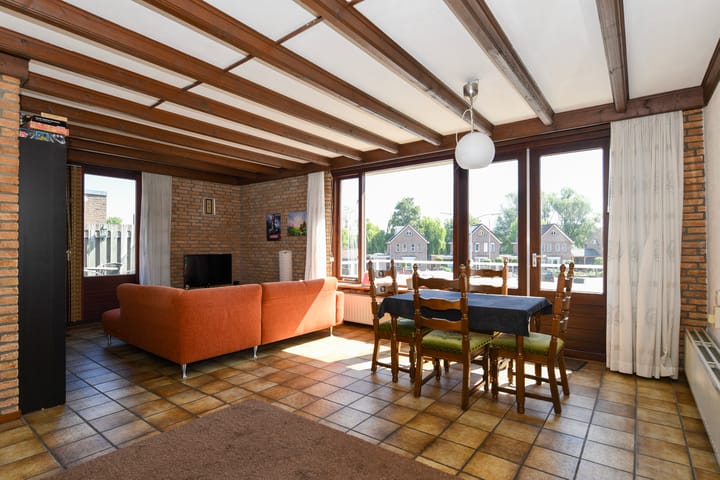 Foto 6 van Reiner van Ooiplein 21