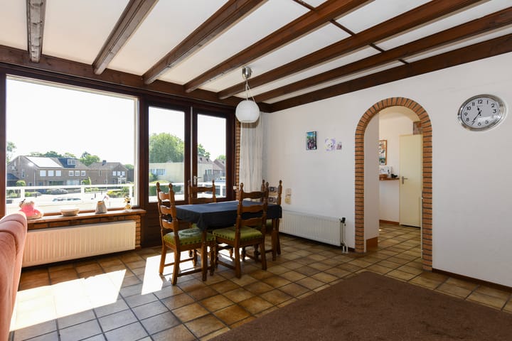 Foto 7 van Reiner van Ooiplein 21