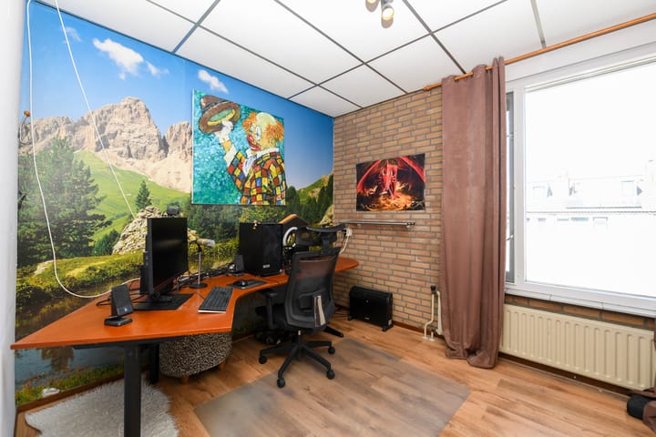 Foto 14 van Reiner van Ooiplein 21