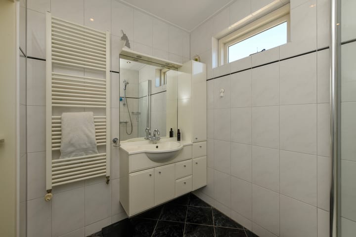 Foto 18 van Reiner van Ooiplein 21