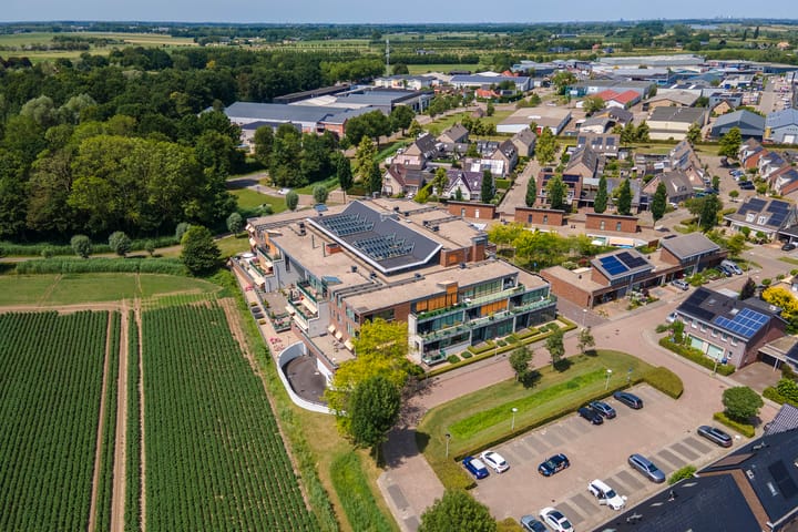 Foto 42 van Burgemeester Hommesstraat 54