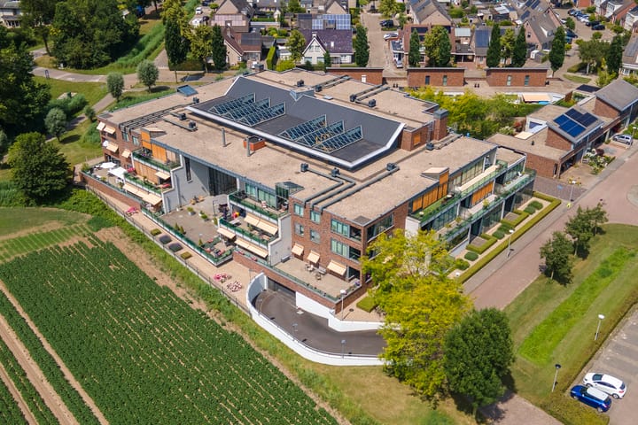 Foto 43 van Burgemeester Hommesstraat 54