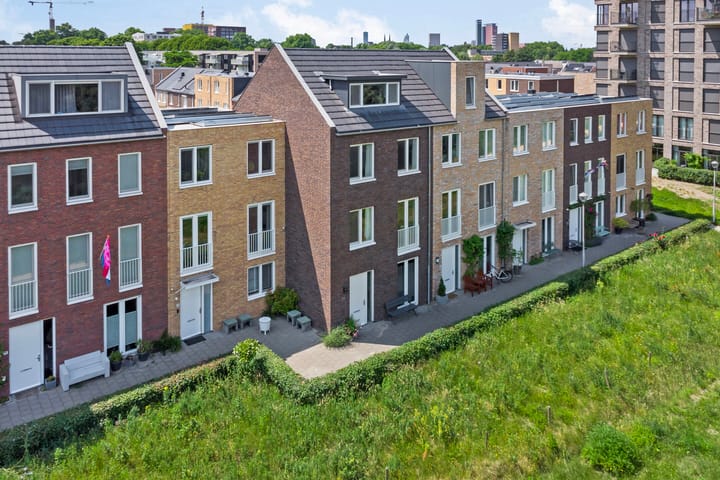 View photo of Delflandstraat 26