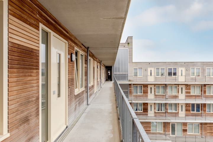 Foto 2 van Sumatraweg 77