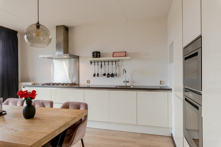 Foto 9 van Sumatraweg 77