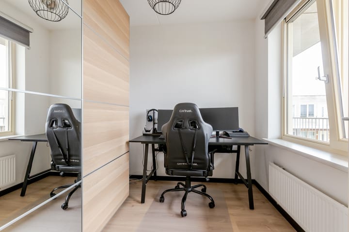 Foto 17 van Sumatraweg 77