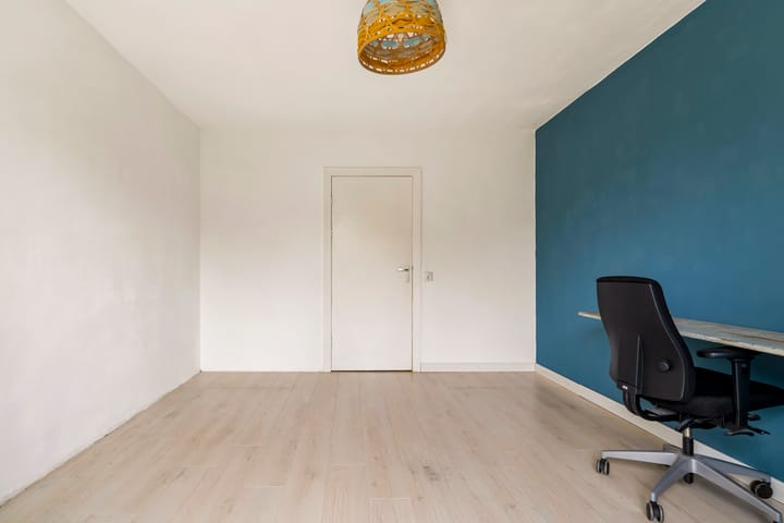 Photo 14 of Chasséstraat 11-2