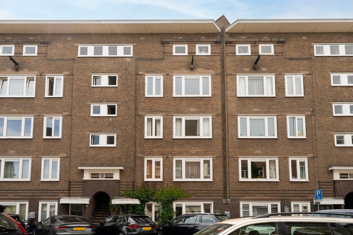 Photo 15 of Chasséstraat 11-2