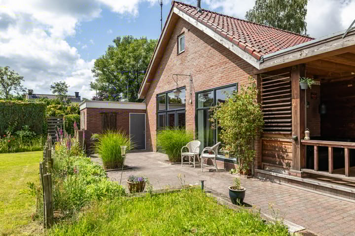 Foto 7 van Vriezerweg 15-A