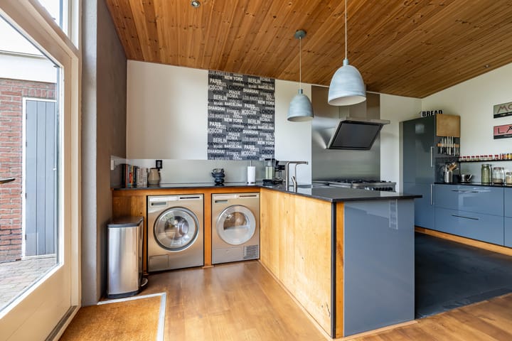 Foto 25 van Vriezerweg 15-A