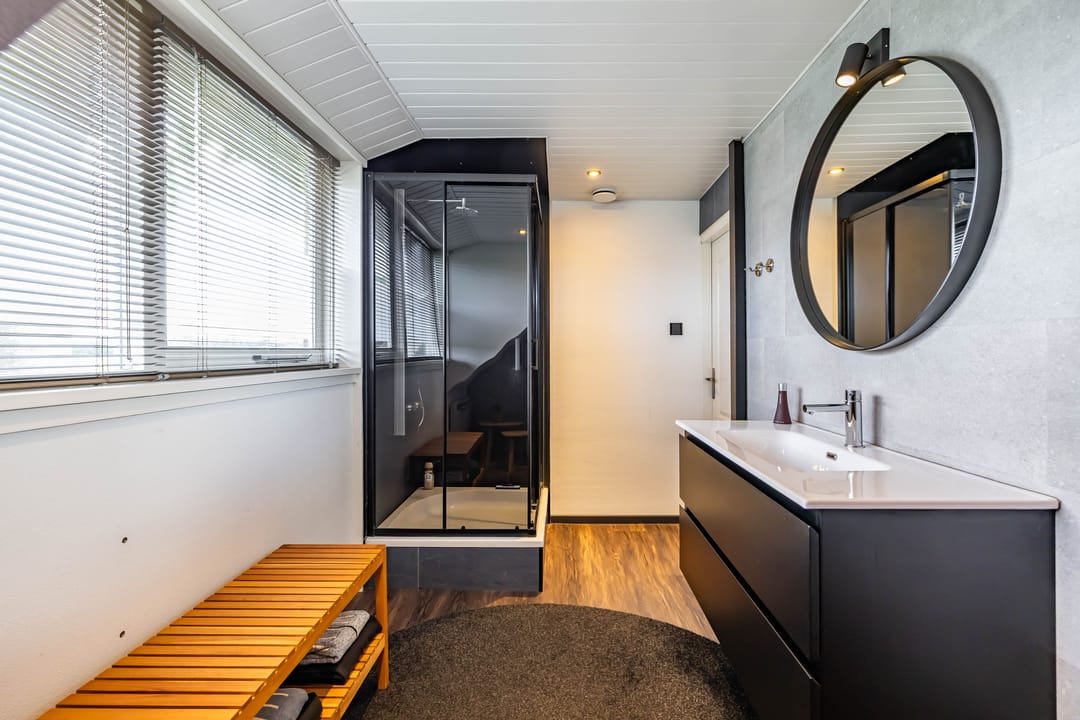 Photo 37 of Vriezerweg 15-A