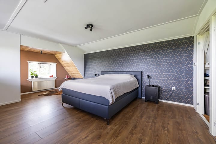 Foto 40 van Vriezerweg 15-A