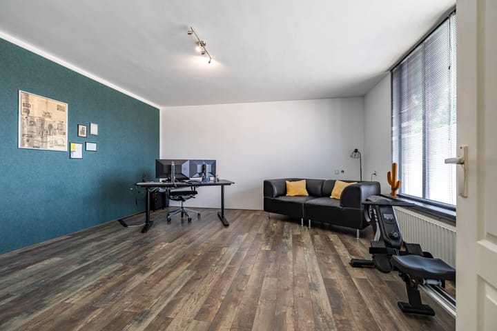 Foto 43 van Vriezerweg 15-A