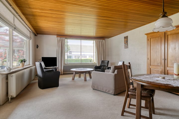 Photo 15 of Grotestraat 31