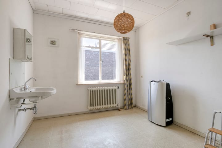 Photo 27 of Grotestraat 31