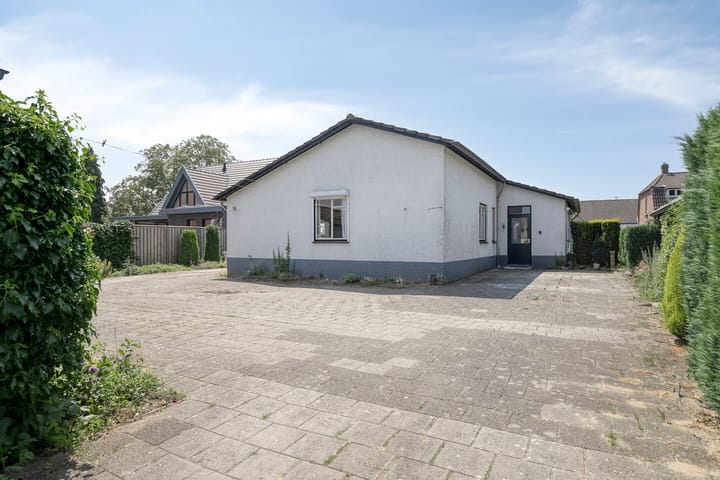 Photo 35 of Grotestraat 31