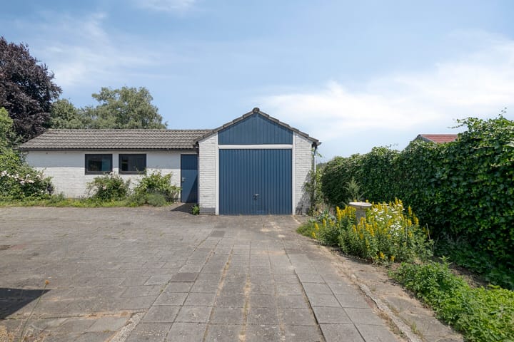 Photo 37 of Grotestraat 31