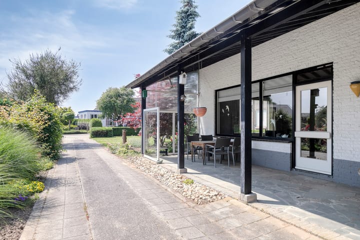 Photo 40 of Grotestraat 31