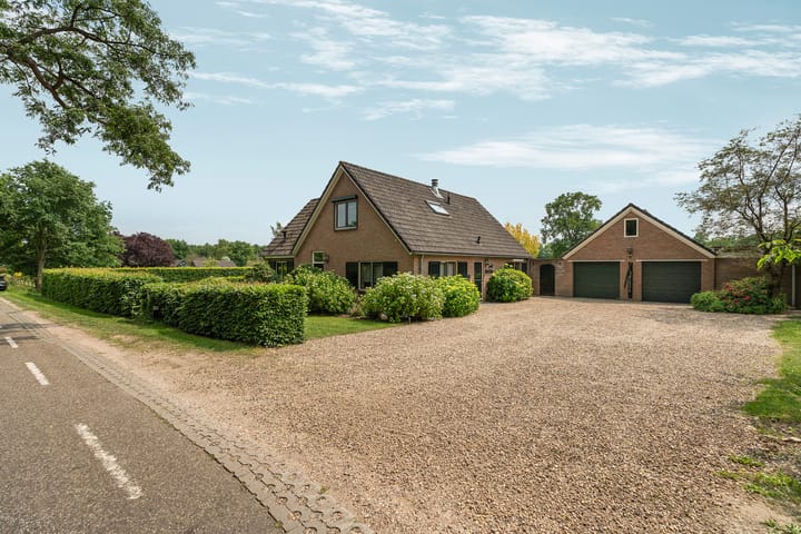 Foto 3 van Rhienderensestraat 49