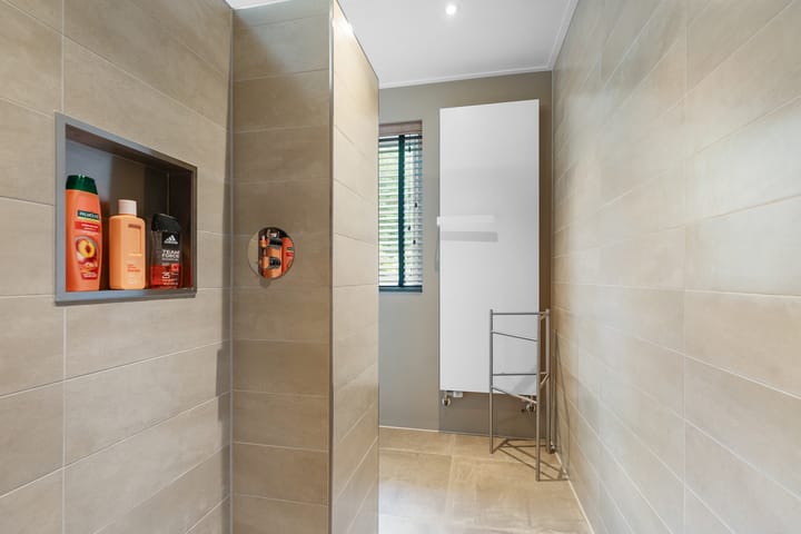 Photo 28 of Rhienderensestraat 49