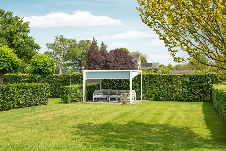 Photo 47 of Rhienderensestraat 49